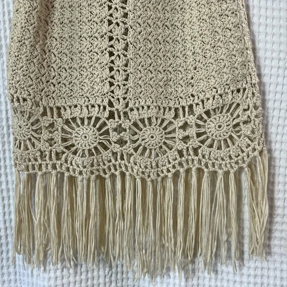 DAYTRIP CROCHETED TANK WITH FRINGE CREAM SZ XSM FESTIVAL SUMMER PARTY BEACHY - Picture 2 of 7